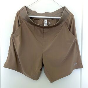 Alo 7” Repetition Short